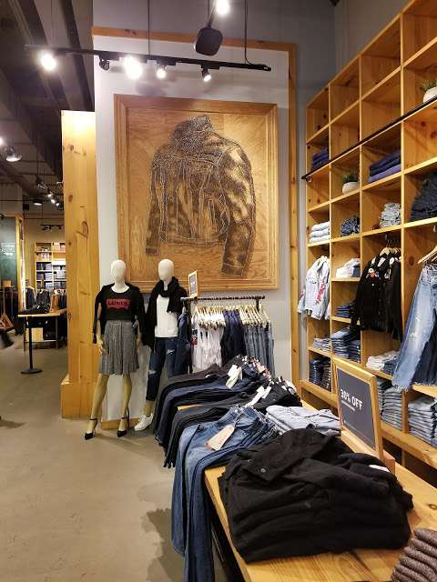 Jobs in Levi's Store 34th Street - reviews